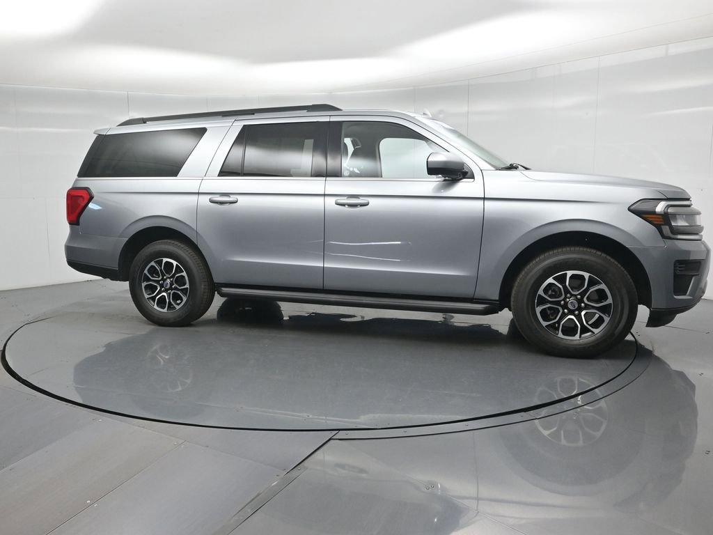 Certified 2024 Ford Expedition Max XLT image 33