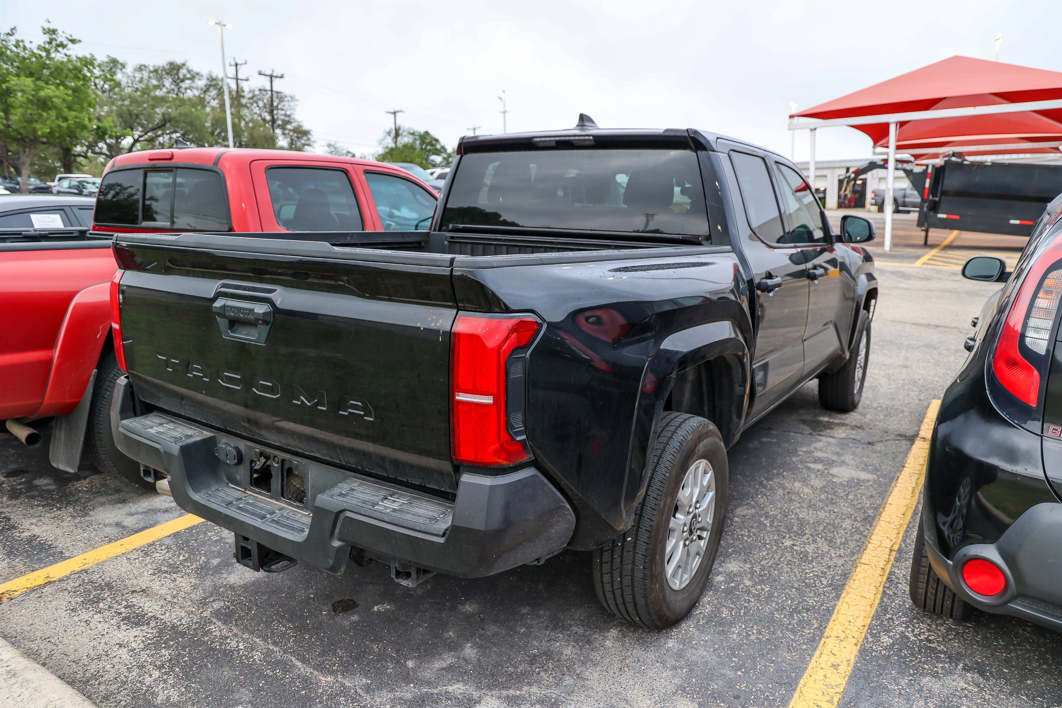 Certified 2025 Toyota Tacoma SR image 8
