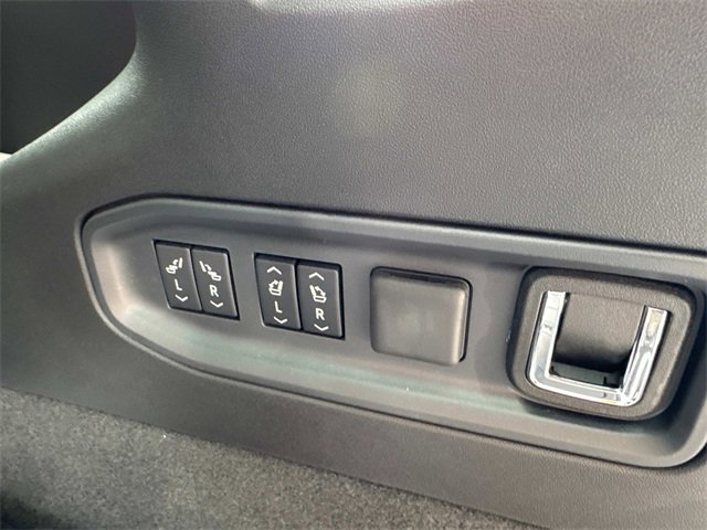 New 2026 Cadillac Vistiq Luxury w/ LPO, Floor Liner Package image 7