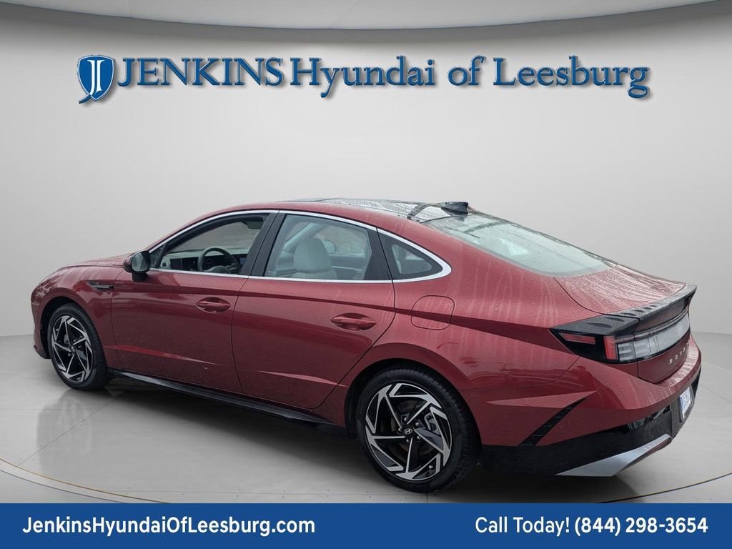 Certified 2024 Hyundai Sonata SEL w/ Convenience Package FWD image 5