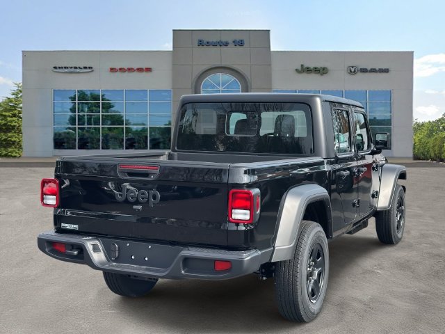 New 2026 Jeep Gladiator Sport AWD/4WD image 4