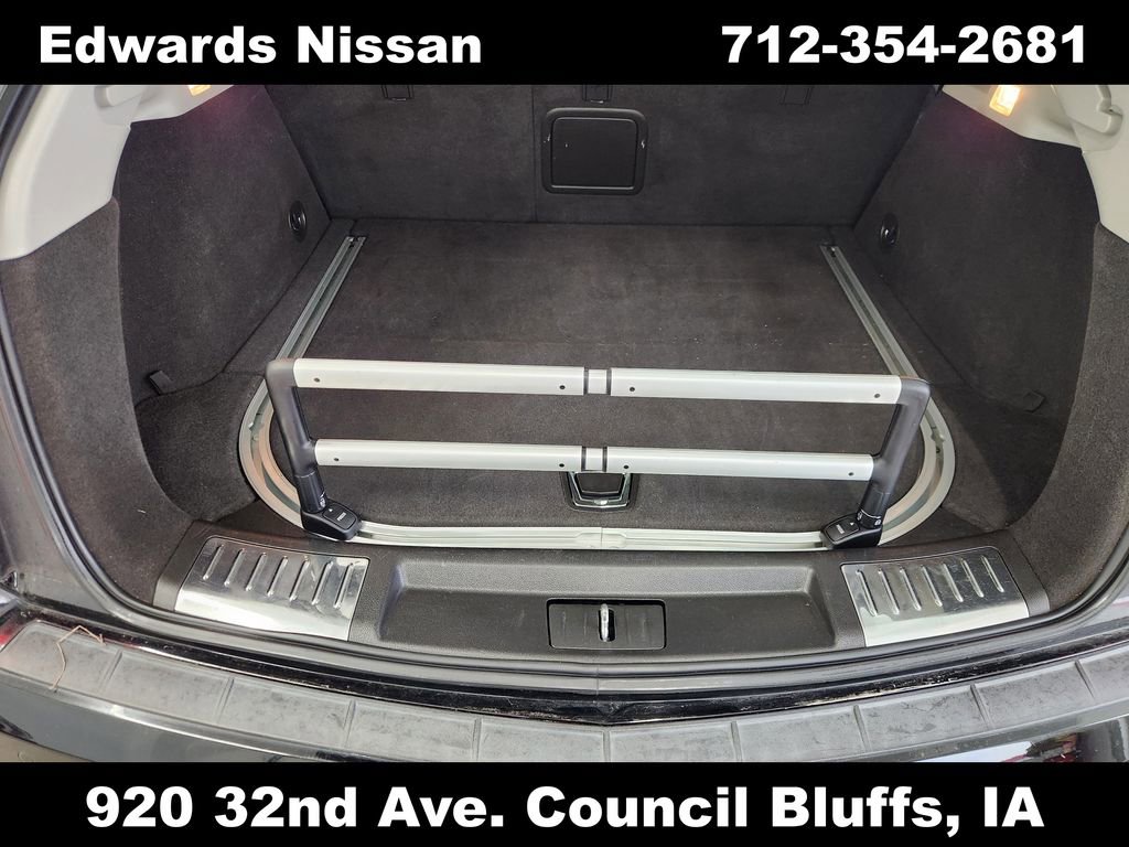 Used 2015 Cadillac SRX Luxury image 12