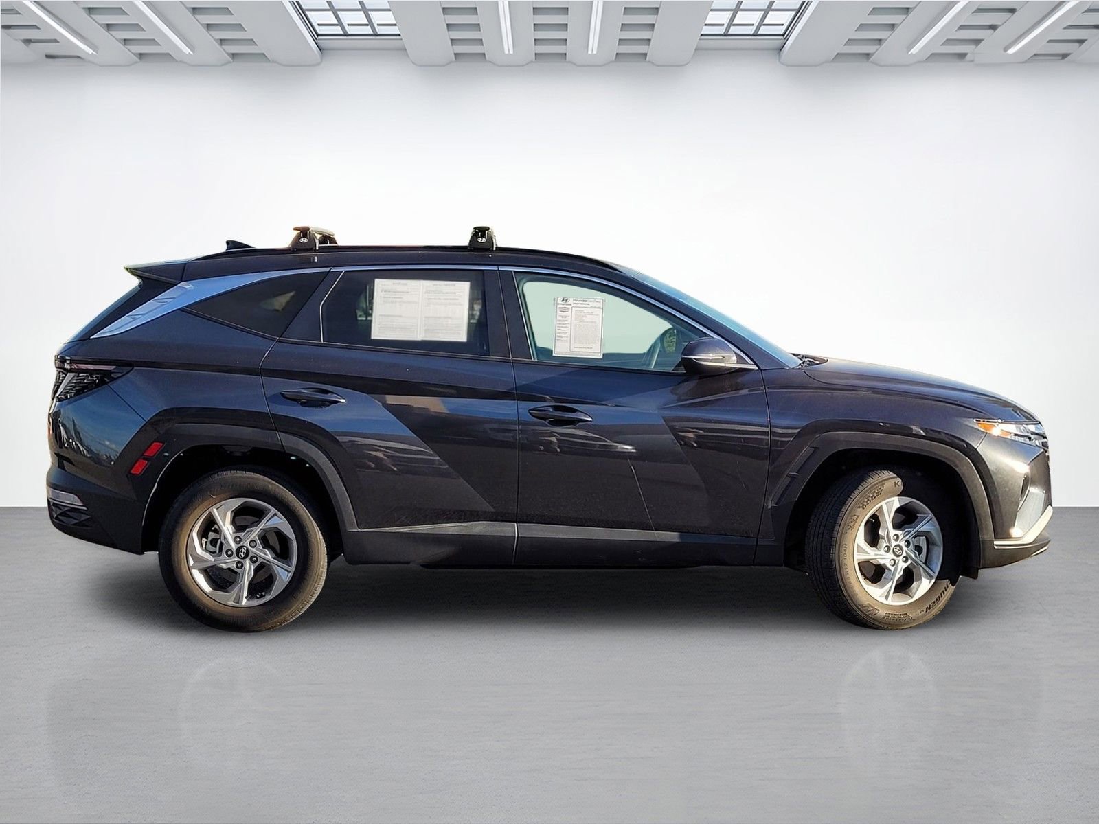 Certified 2023 Hyundai Tucson SEL AWD/4WD image 3