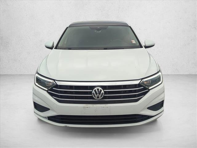 Used 2019 Volkswagen Jetta SEL w/ Cold Weather Package FWD image 2