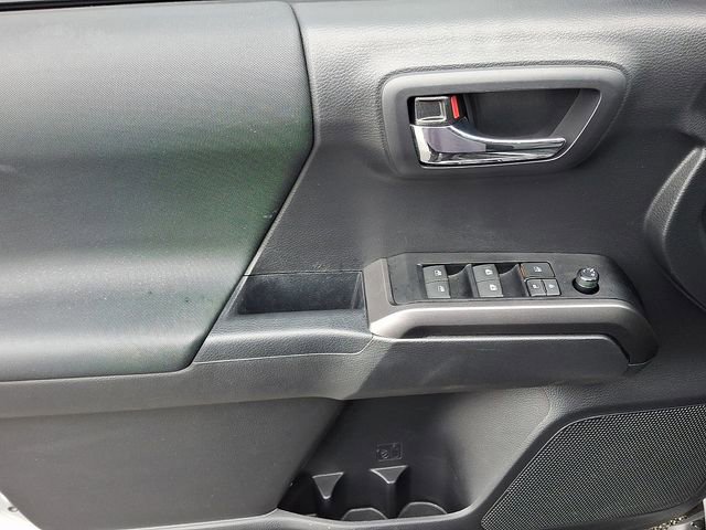 Used 2023 Toyota Tacoma TRD Sport w/ Advanced Technology Package image 12