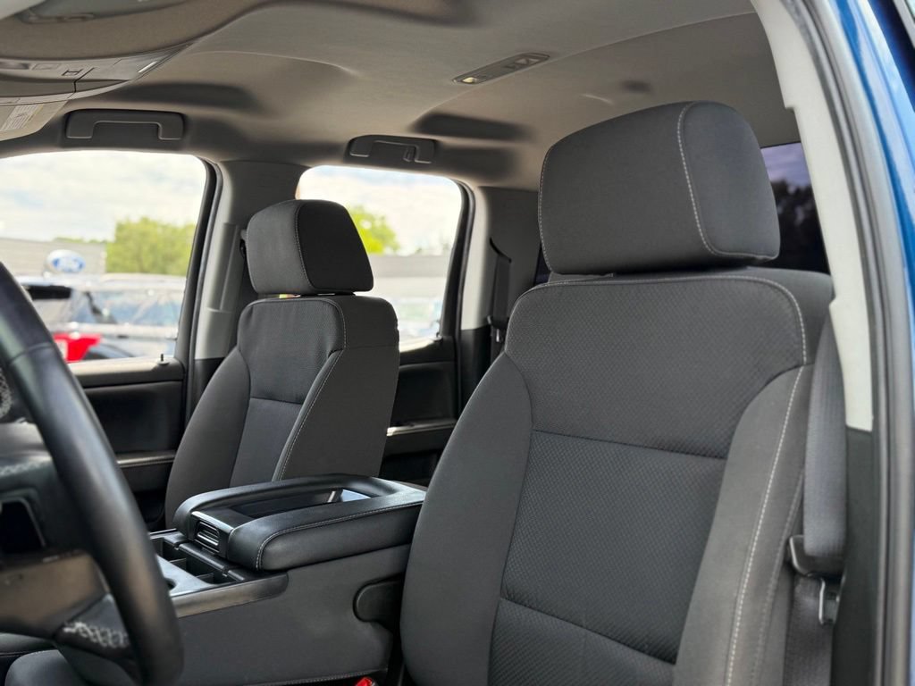 Used 2019 Chevrolet Silverado 1500 LT w/ All Star Edition AWD/4WD image 14