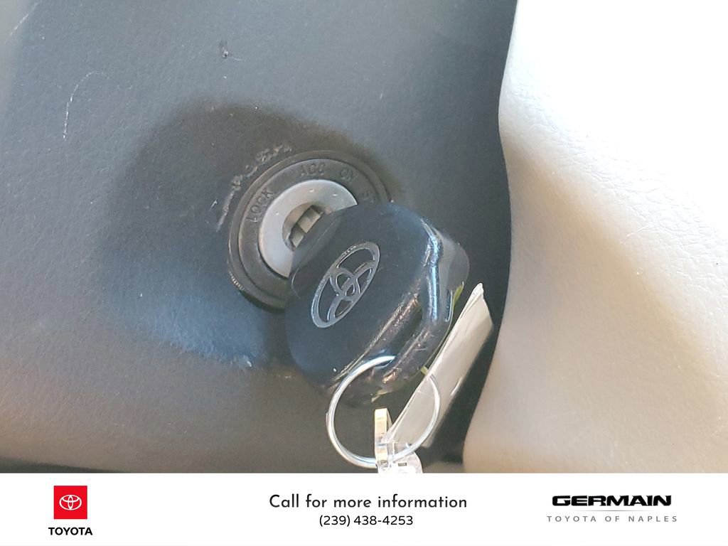 Used 2011 Toyota RAV4 2WD w/ 3rd Row image 33