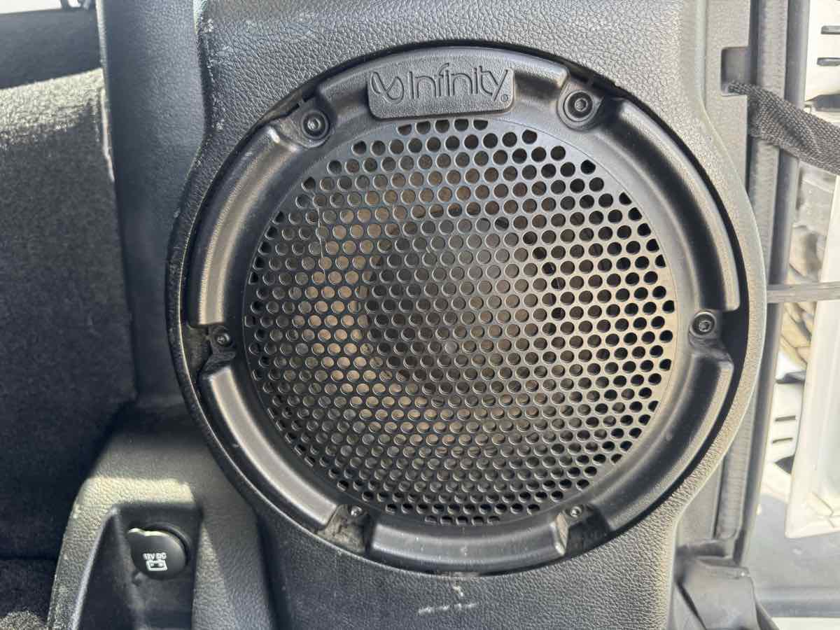 Used 2012 Jeep Wrangler Unlimited Sahara AWD/4WD image 25