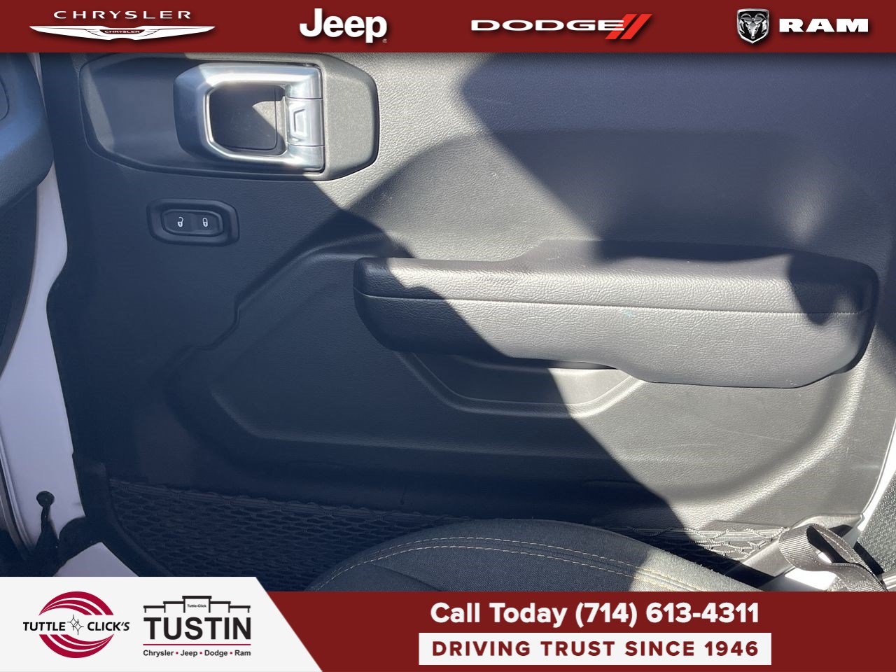 Used 2024 Jeep Wrangler Unlimited AWD/4WD image 23