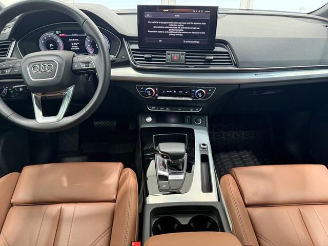 Certified 2025 Audi Q5 2.0T Premium w/ Convenience Plus Package AWD/4WD image 9