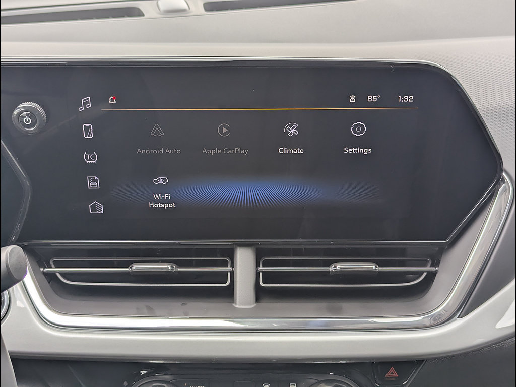 New 2026 Chevrolet Trax LT w/ LT Convenience Package FWD image 23