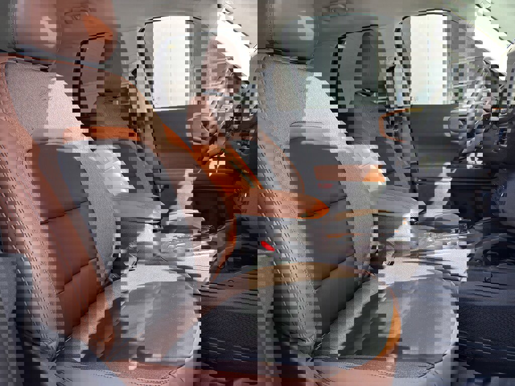 New 2025 Ford Bronco Sport Outer Banks w/ Sasquatch Outer Banks Package image 36