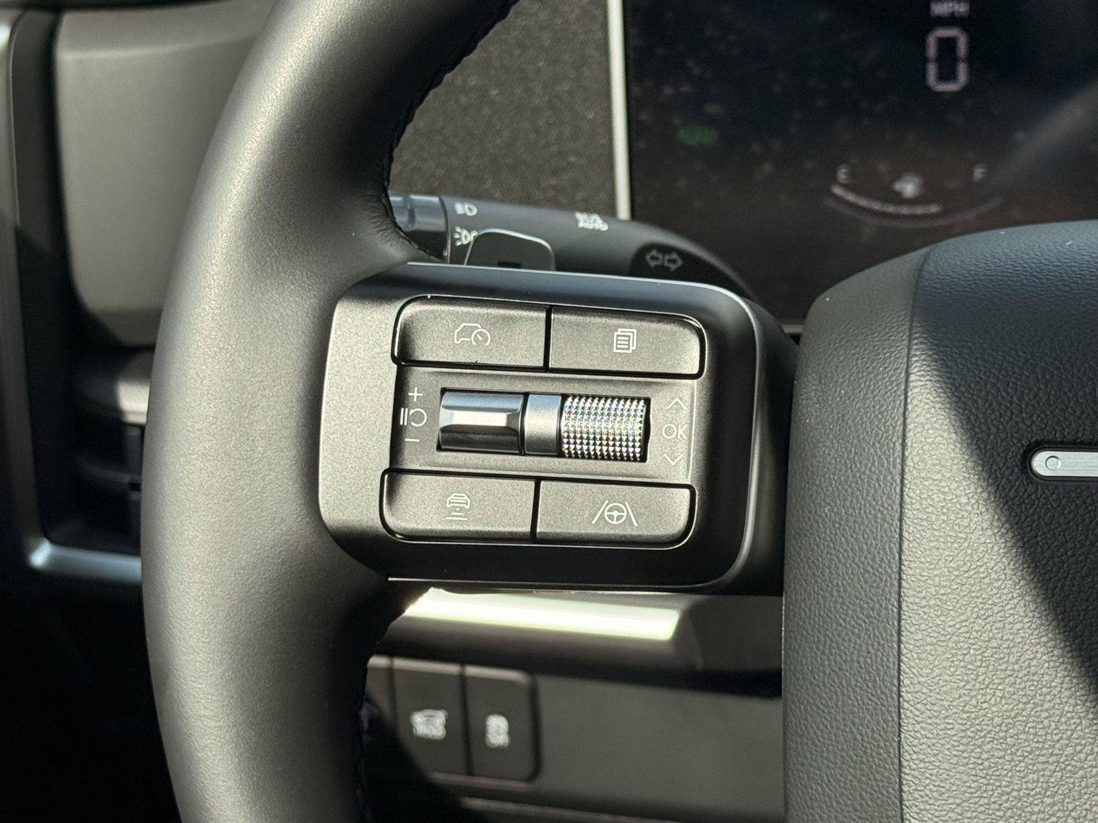 Certified 2026 Hyundai Santa Fe SE AWD/4WD image 25