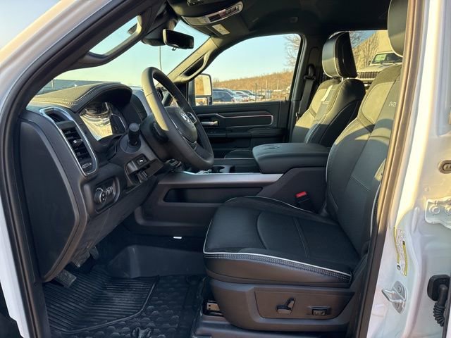 New 2026 RAM 3500 Laramie w/ Towing Technology Group AWD/4WD image 29