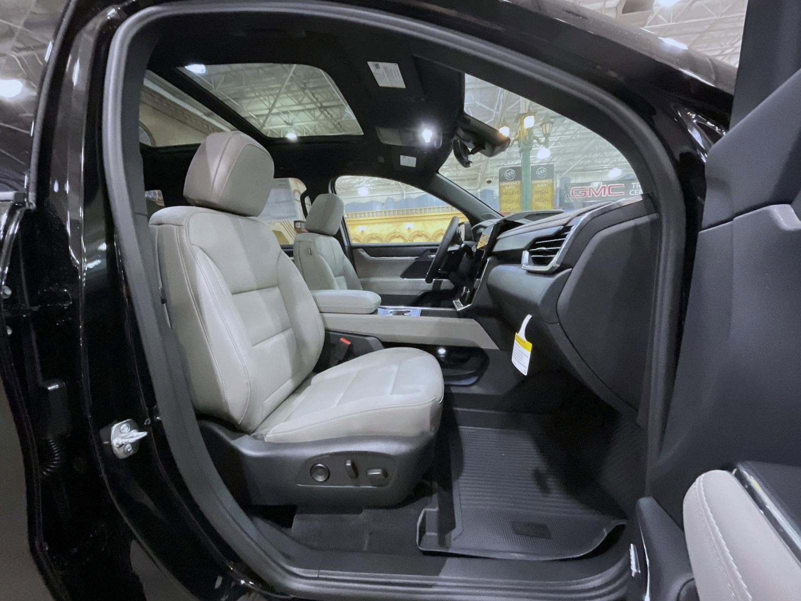 New 2026 GMC Acadia Elevation w/ Elevation Premium Package image 15