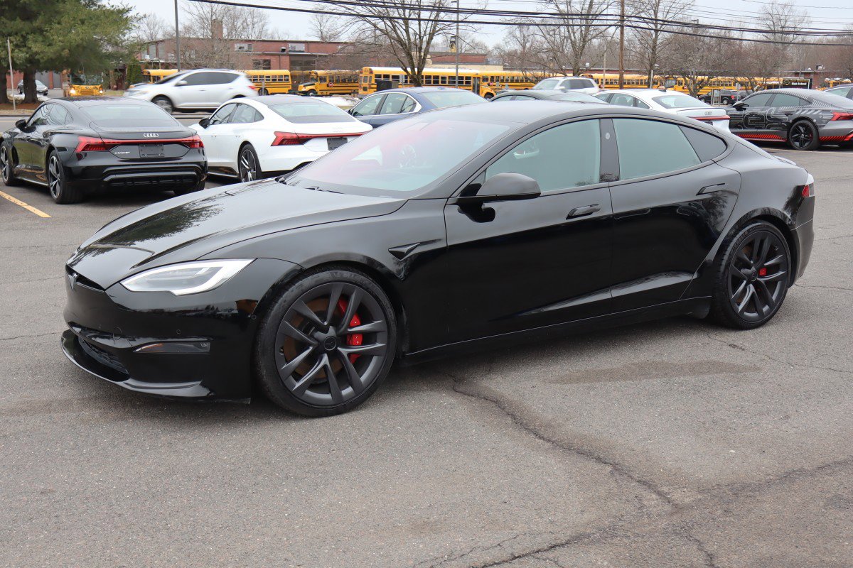 Used 2021 Tesla Model S Plaid image 2