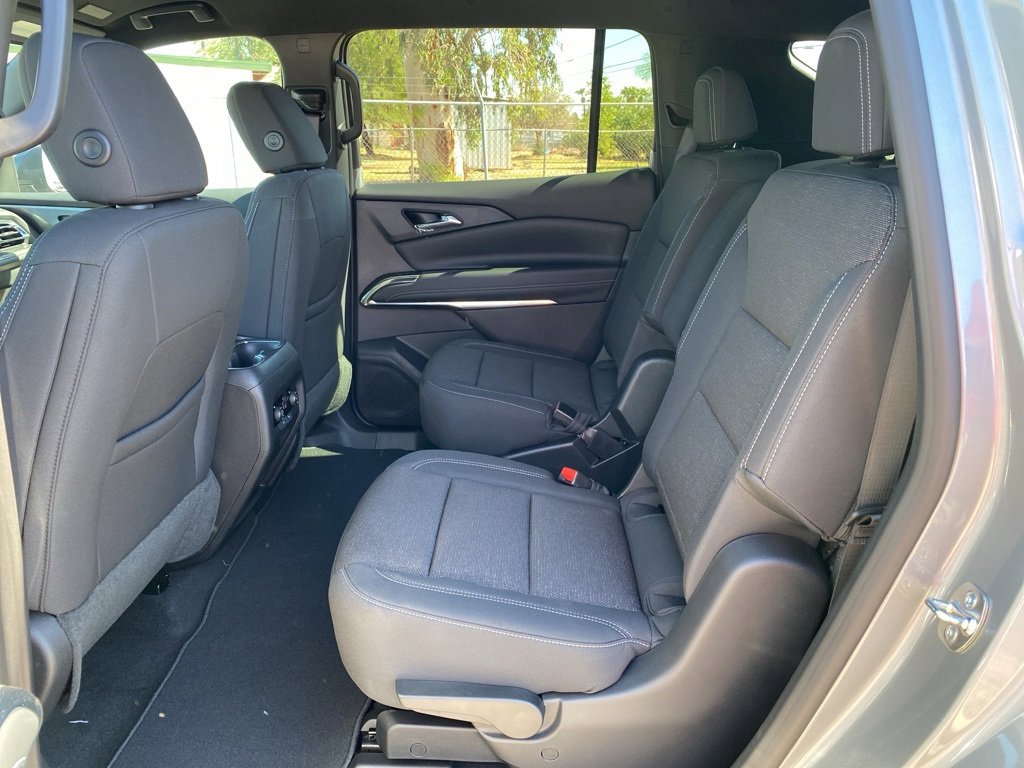 New 2026 Chevrolet Traverse LT image 29