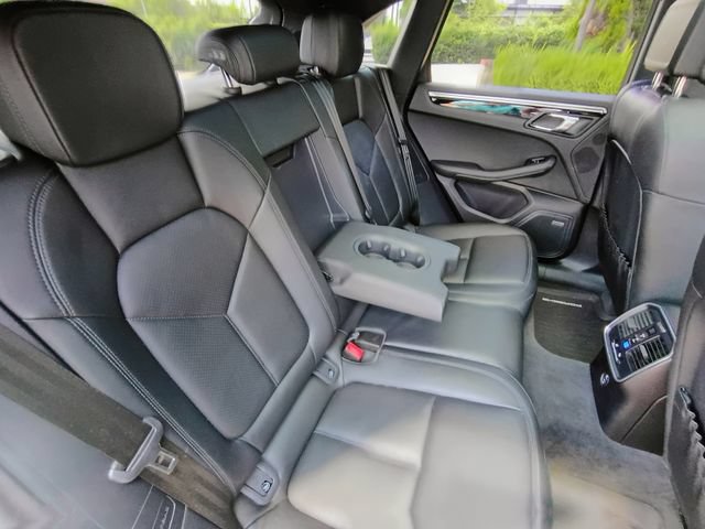 Used 2022 Porsche Macan AWD/4WD image 68