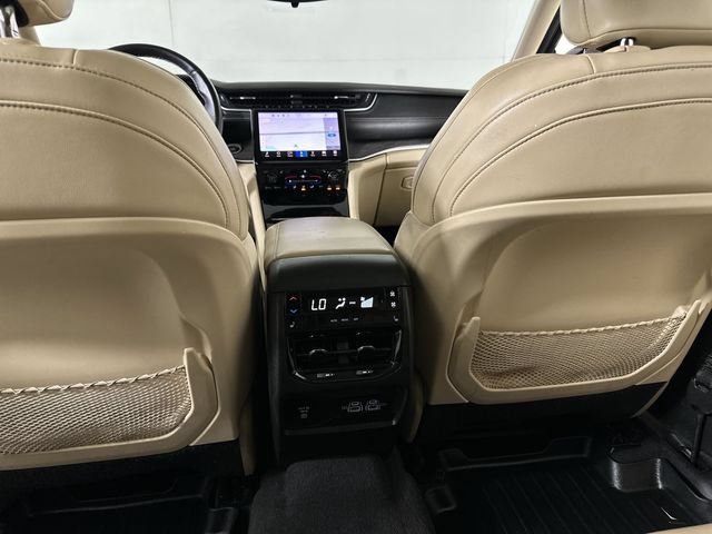 Used 2021 Jeep Grand Cherokee L Limited w/ Trailer Tow Group (B) AWD/4WD image 22
