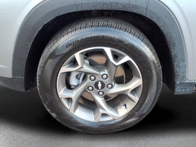 Used 2025 Chevrolet Trax LT w/ Driver Confidence Package FWD image 10