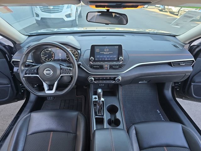Used 2020 Nissan Altima 2.5 SR w/ Premium Package FWD image 15