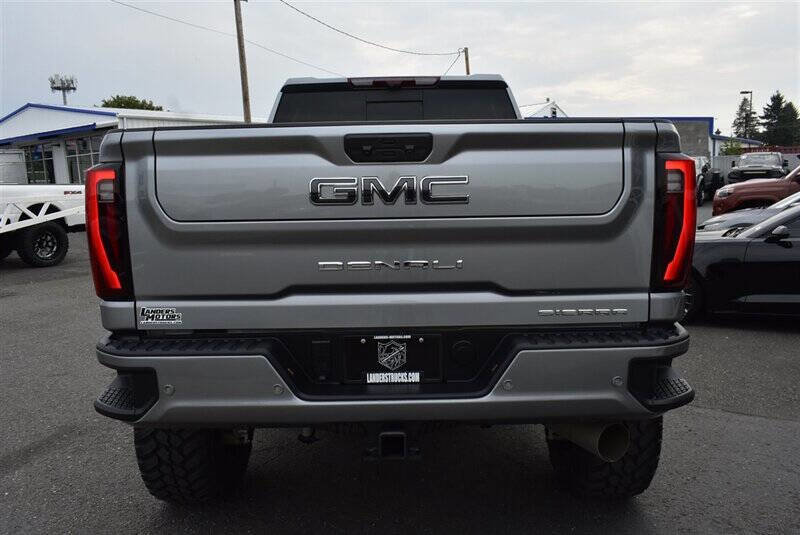 Used 2024 GMC Sierra 3500 Denali Ultimate image 4