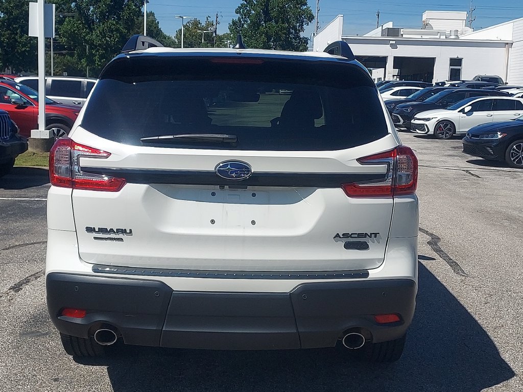 Used 2024 Subaru Ascent Onyx Edition AWD/4WD image 5