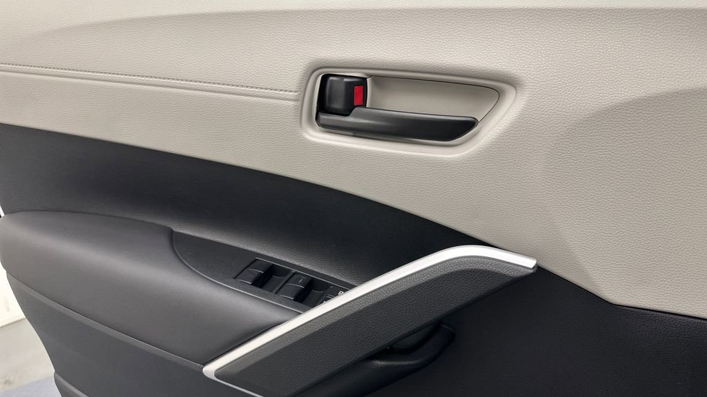 New 2026 Toyota Corolla Cross L image 15