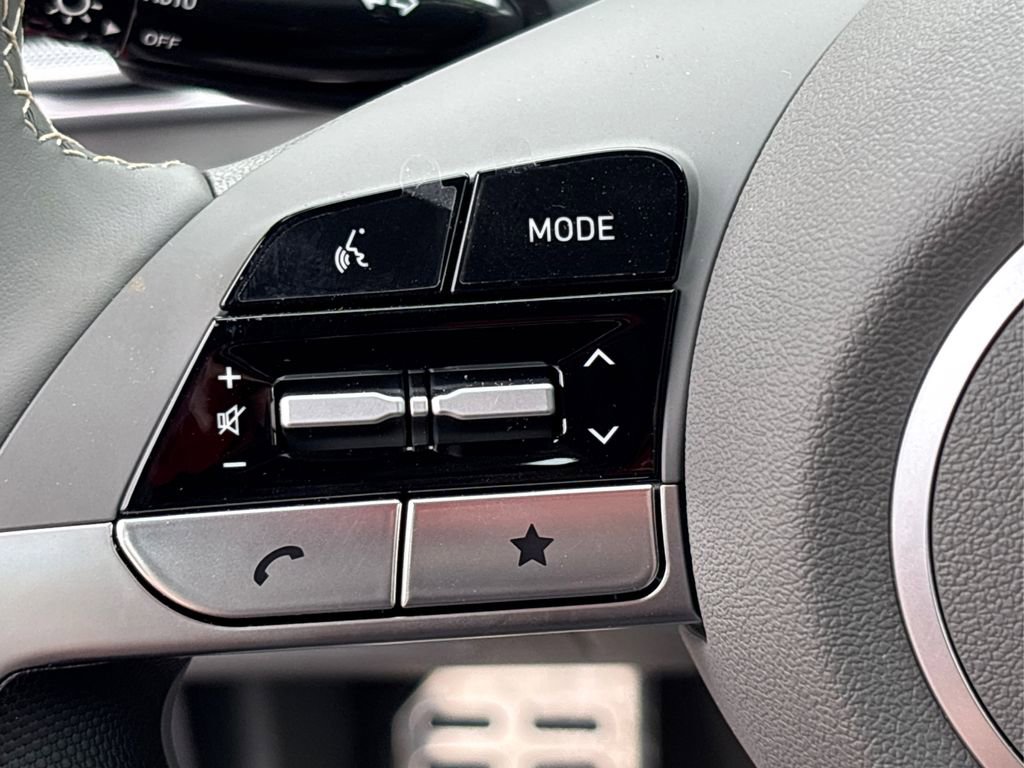 New 2025 Hyundai Elantra Sport image 22