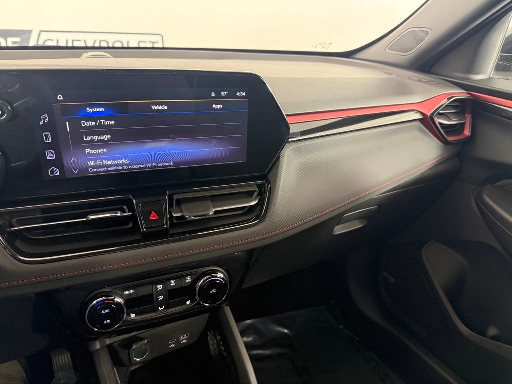 New 2026 Chevrolet TrailBlazer RS AWD/4WD image 28
