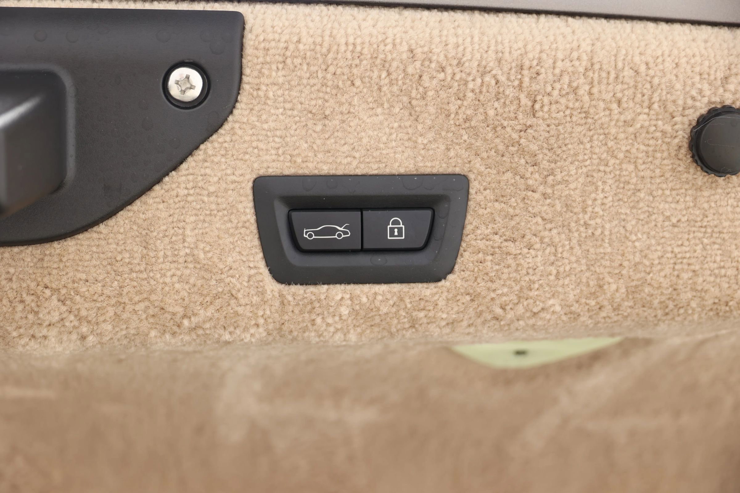 Used 2014 Rolls-Royce Wraith image 75