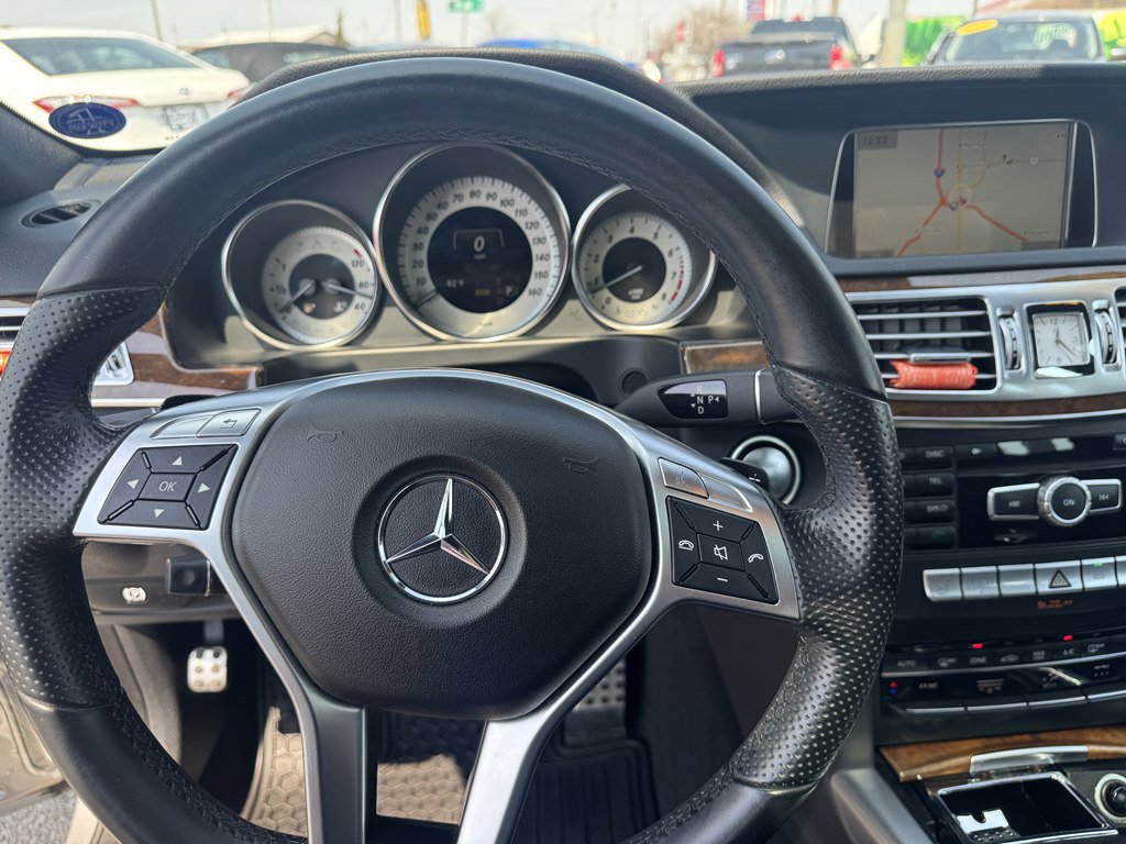 Used 2014 Mercedes-Benz E 350 4MATIC Sedan image 24