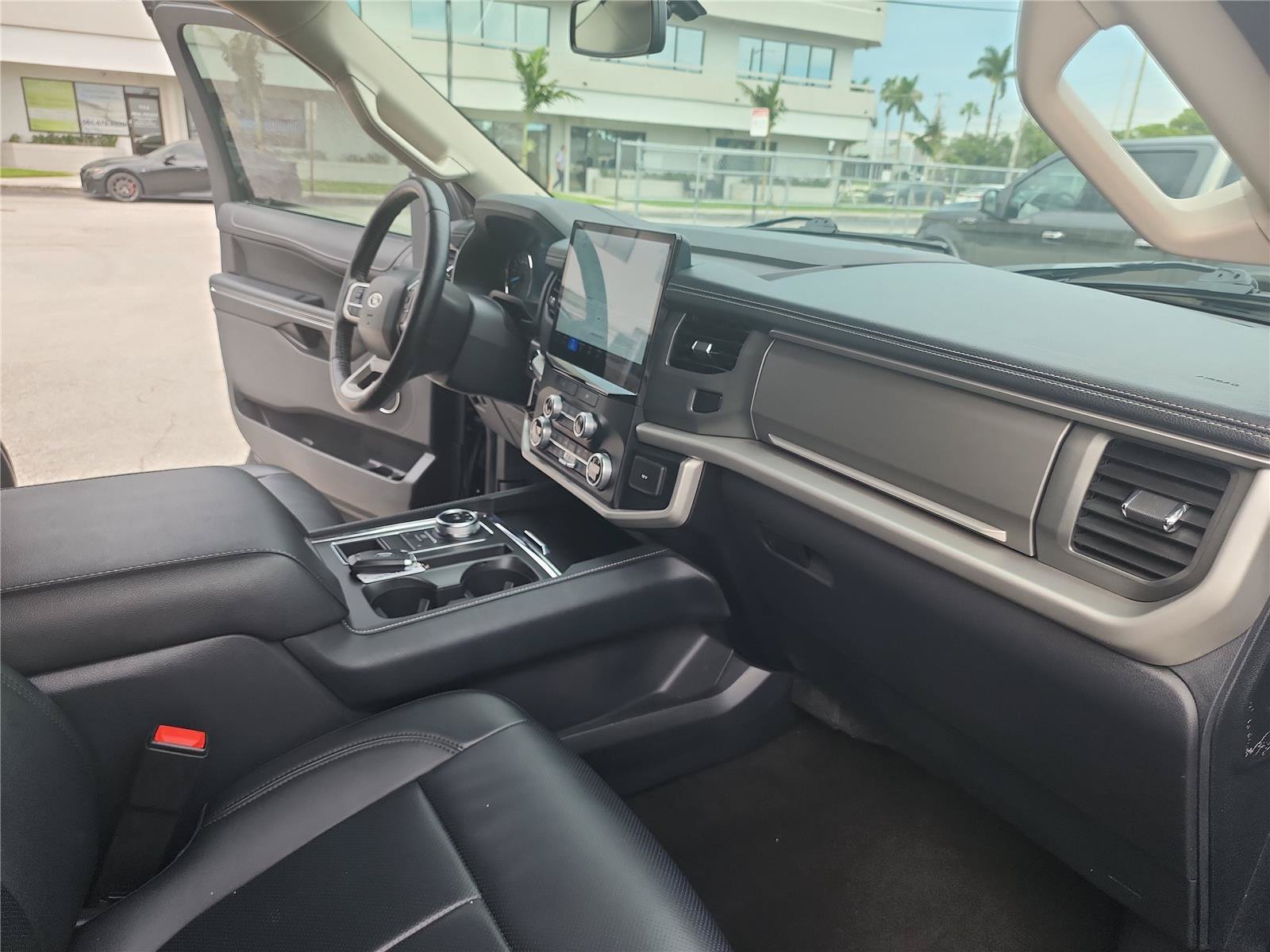 Used 2023 Ford Expedition Max XLT RWD image 27