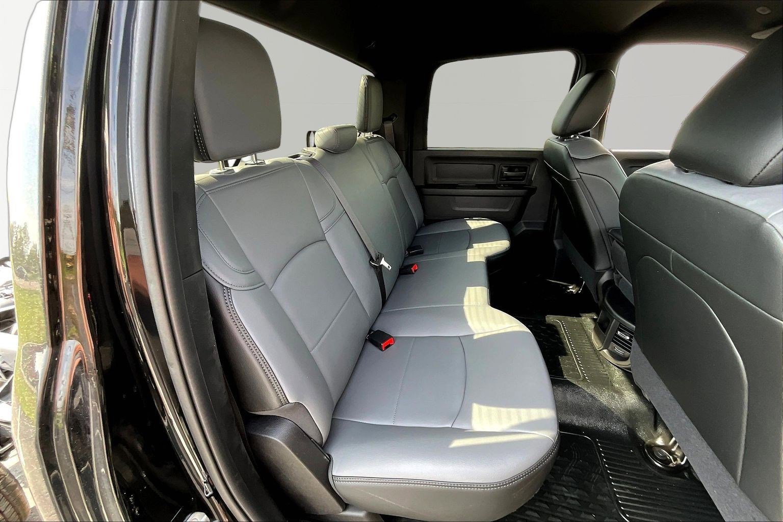 New 2026 RAM 3500 Tradesman AWD/4WD image 20