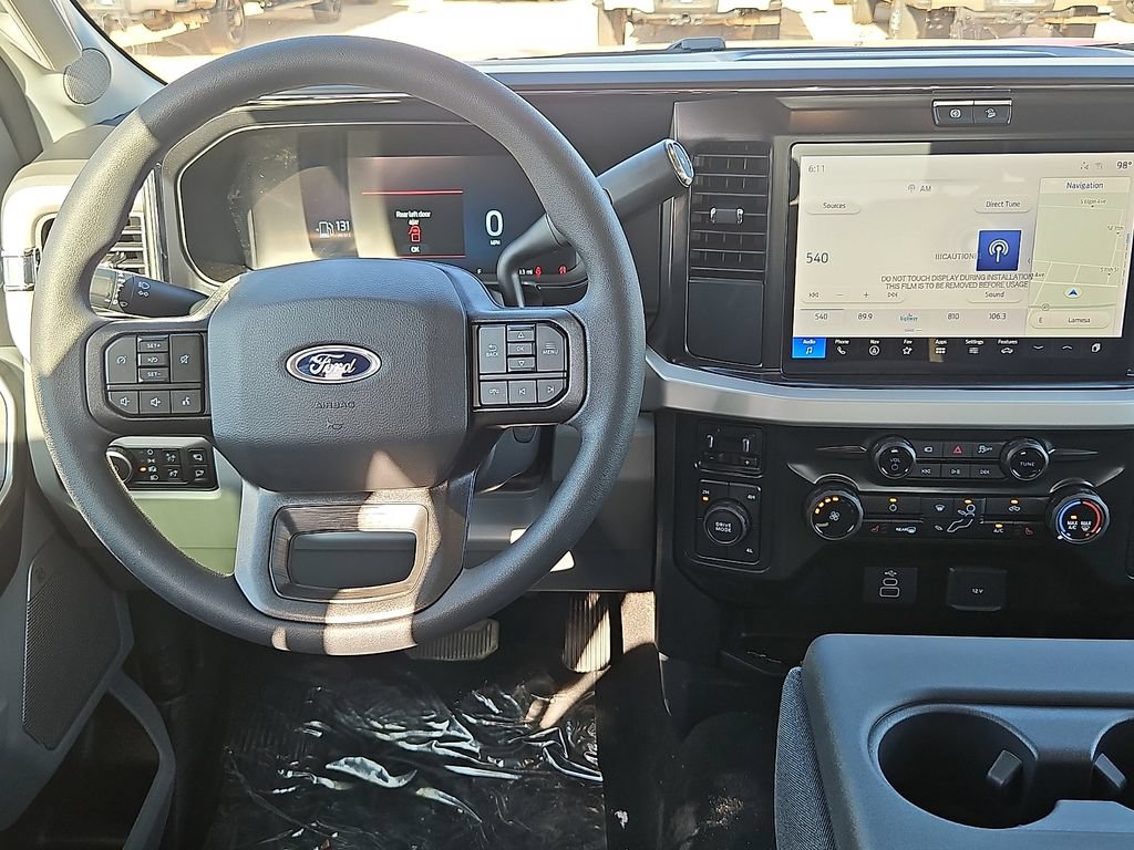 New 2026 Ford F350 XLT w/ XLT Premium Package AWD/4WD image 17