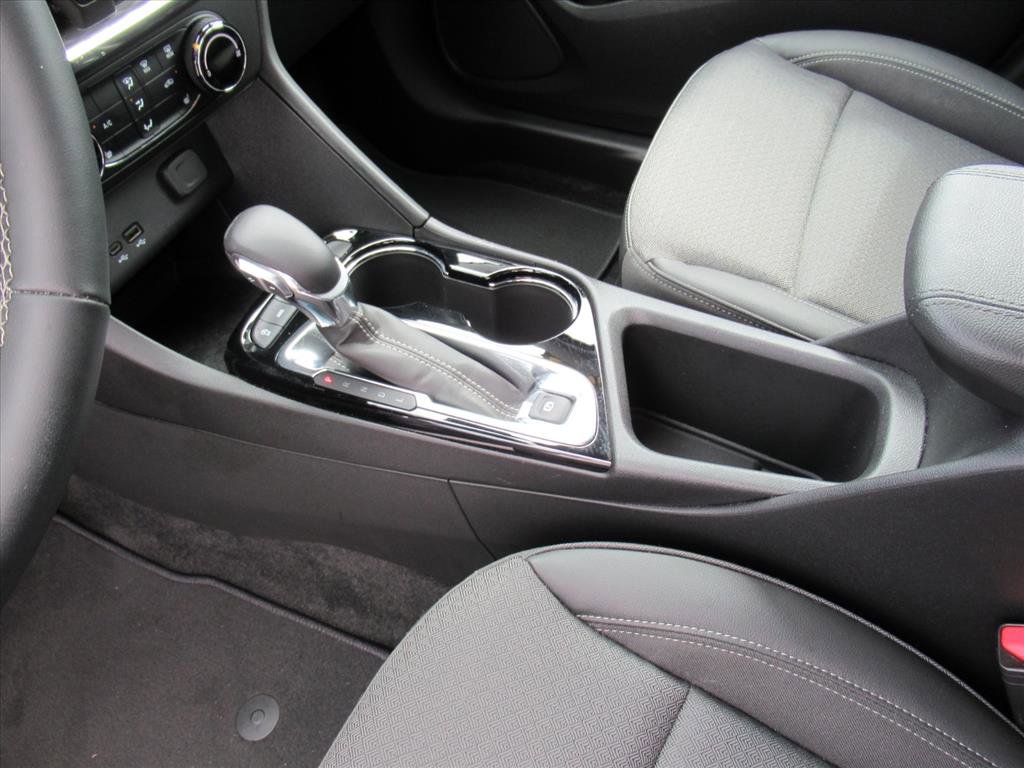 Used 2024 Buick Encore GX Preferred w/ Comfort Package image 17