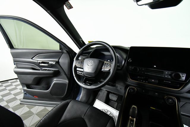 Used 2024 Toyota Grand Highlander AWD Hybrid image 19