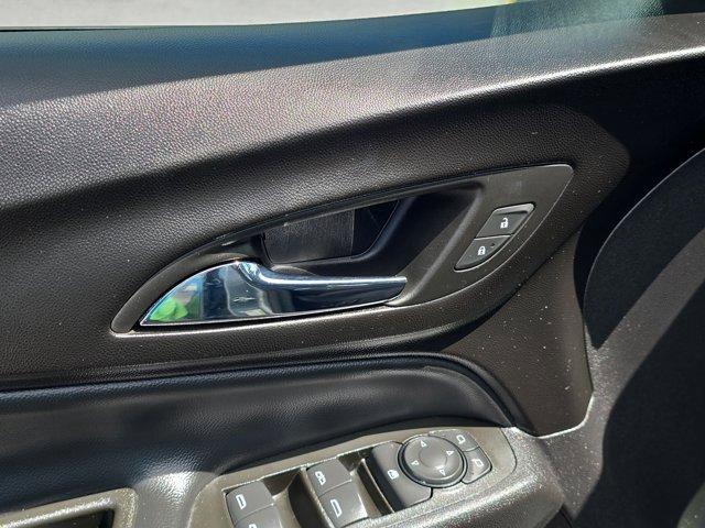 Used 2024 Chevrolet Equinox LT image 17