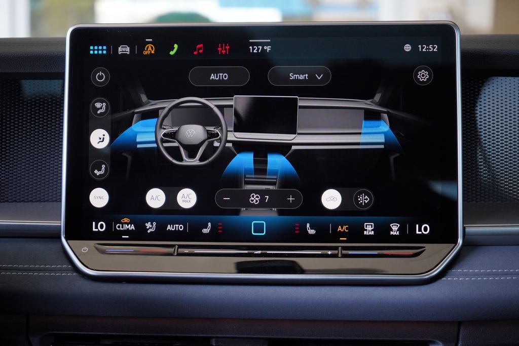 New 2026 Volkswagen Tiguan SE R-Line FWD image 27