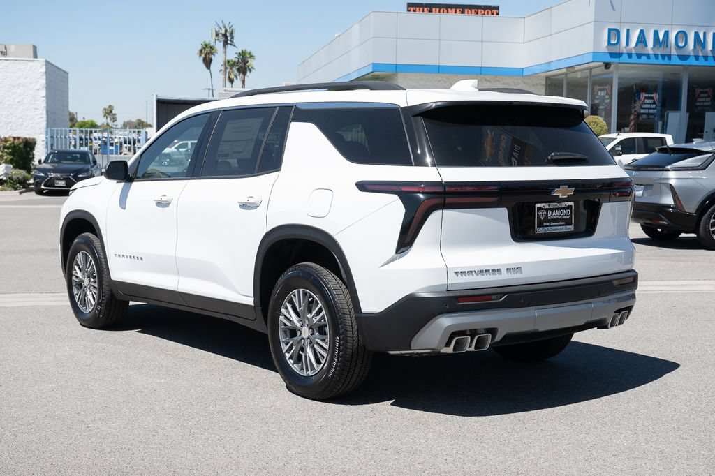 New 2027 Chevrolet Traverse LT AWD/4WD image 6