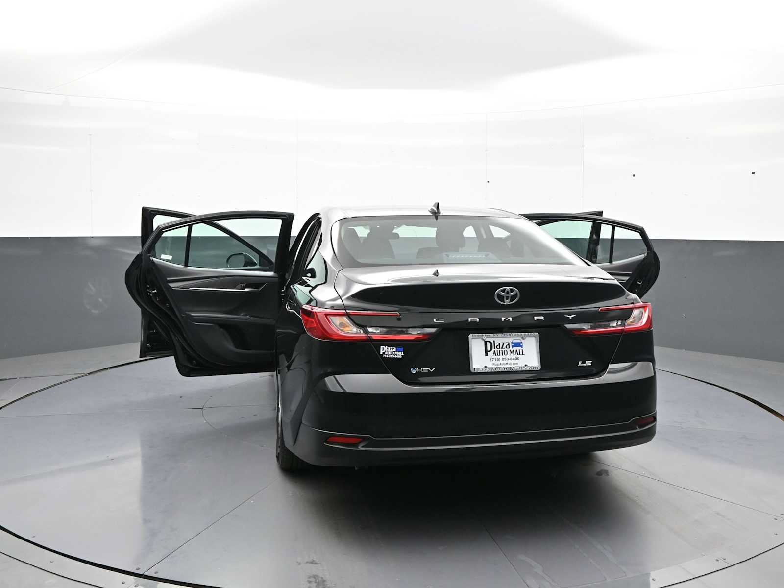 Used 2026 Toyota Camry LE FWD image 45