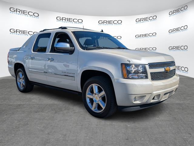 Used 2012 Chevrolet Avalanche LTZ image 1