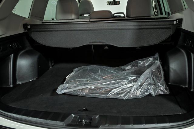 Used 2023 Subaru Forester Premium image 8