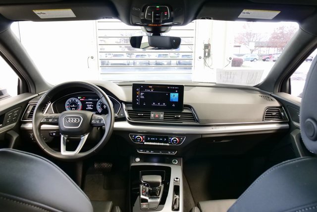 Used 2025 Audi Q5 2.0T Premium image 18