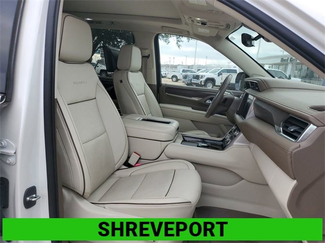 Used 2021 GMC Yukon Denali w/ Denali Ultimate Package image 29