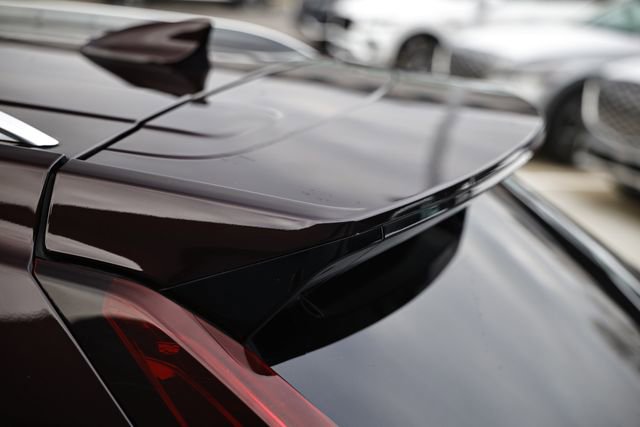 Used 2021 Cadillac XT4 Premium Luxury image 9