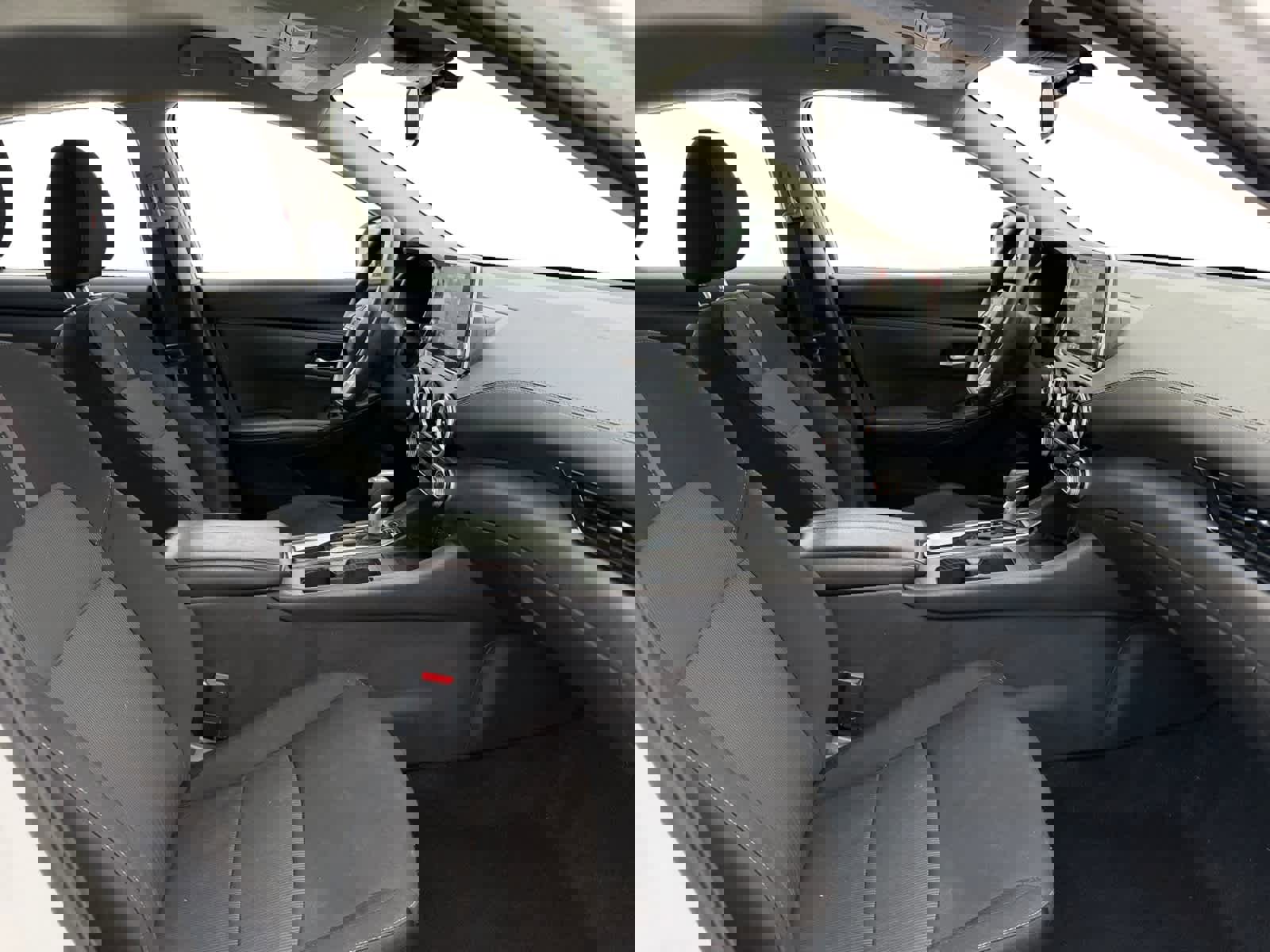 Used 2025 Nissan Sentra SV image 17