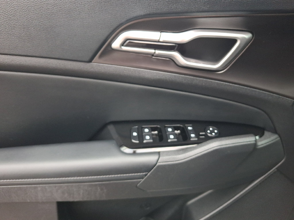 Used 2024 Kia Sportage EX w/ EX Premium Package AWD/4WD image 16