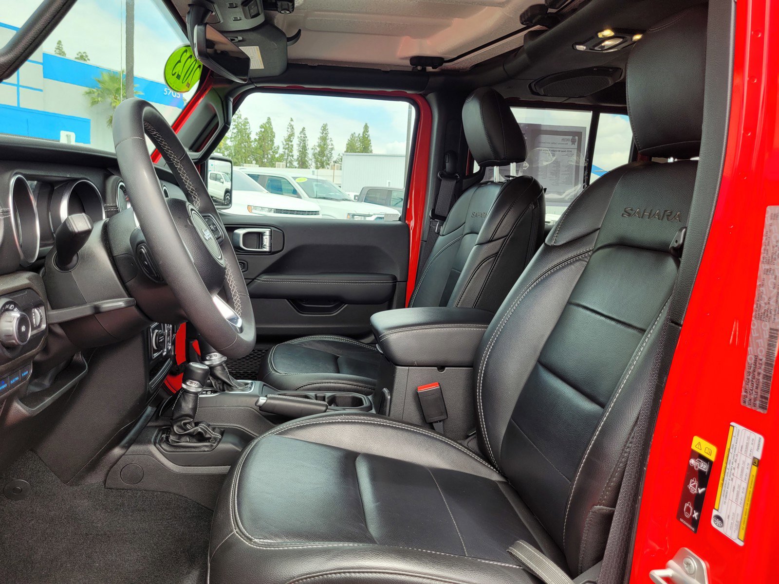 Used 2023 Jeep Wrangler Unlimited Sahara AWD/4WD image 10