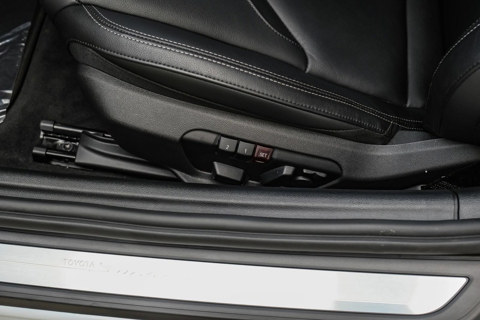 Used 2023 Toyota Supra Premium RWD image 32